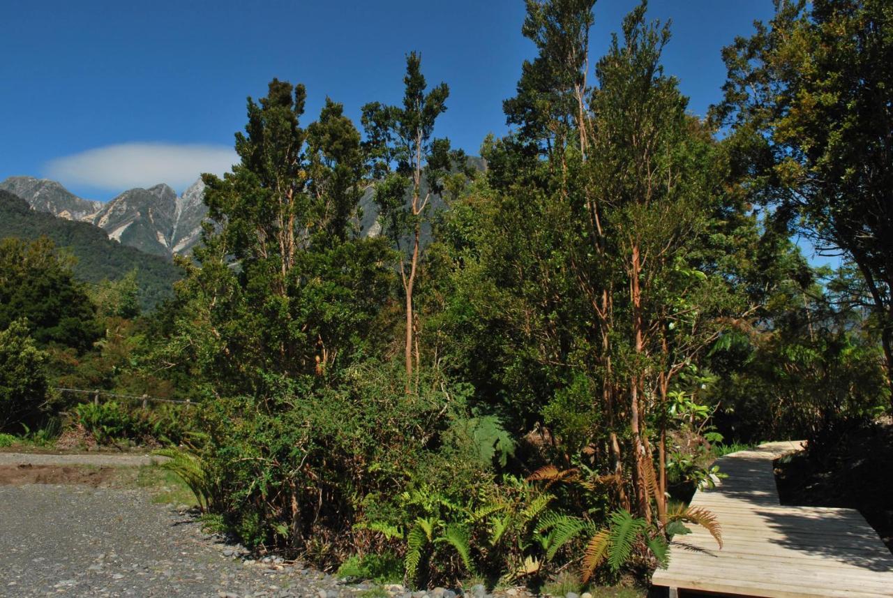 Chucao Bosque Y Cabanas Chaiten Exterior photo