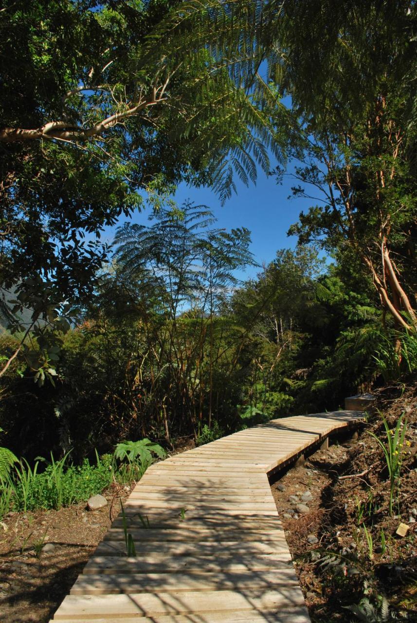 Chucao Bosque Y Cabanas Chaiten Exterior photo
